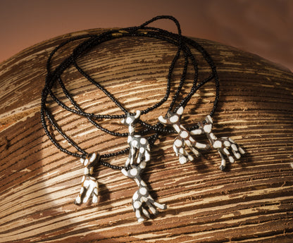 GFK in Afrika: Collier