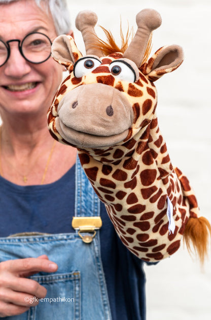 Living Puppets: Quasselwurm Giraffe