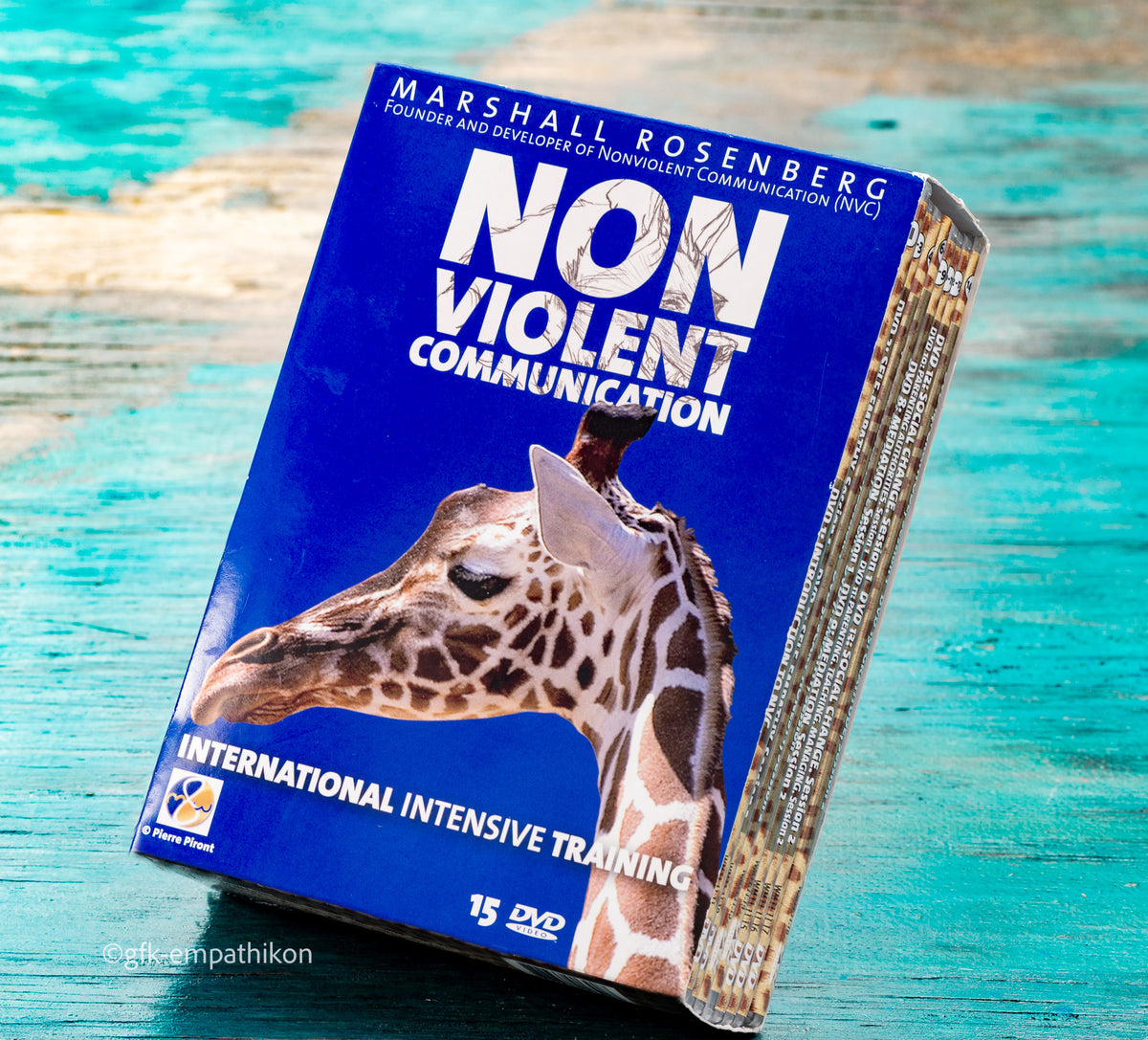 Nonviolent Communication International Intensive Training DVD Box mit 15 DVDs